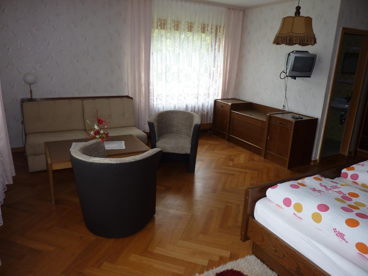 Gast- Und Gastehaus Simon Hotel Greifenstein Esterno foto